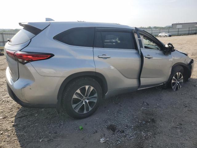 5TDHZRBH1MS075096 - 2021 TOYOTA HIGHLANDER XLE Gümüş foto 3
