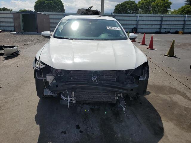 1VWGT7A36HC030537 - 2017 VOLKSWAGEN PASSAT SE WHITE photo 5