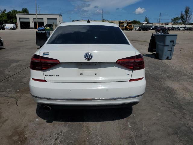 1VWGT7A36HC030537 - 2017 VOLKSWAGEN PASSAT SE WHITE photo 6