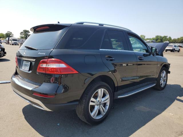 4JGDA5HBXCA015813 - 2012 MERCEDES-BENZ ML 350 4MATIC BLACK photo 3