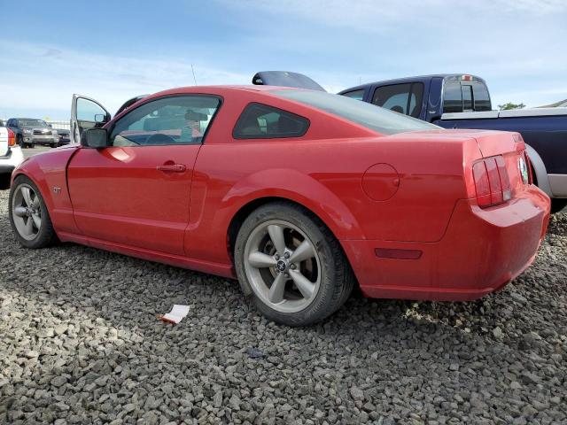 1ZVHT82H885197992 - 2008 FORD MUSTANG GT RED photo 2