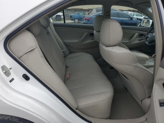 4T1BF3EK2AU576553 - 2010 TOYOTA CAMRY BASE თეთრი ფოტო 10