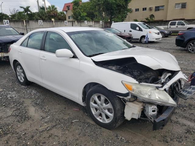 4T1BF3EK2AU576553 - 2010 TOYOTA CAMRY BASE თეთრი ფოტო 4