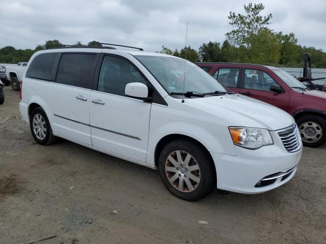 2C4RC1BG7FR664714 - 2015 CHRYSLER TOWN & COU TOURING WHITE photo 4