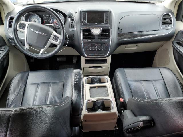 2C4RC1BG7FR664714 - 2015 CHRYSLER TOWN & COU TOURING WHITE photo 8