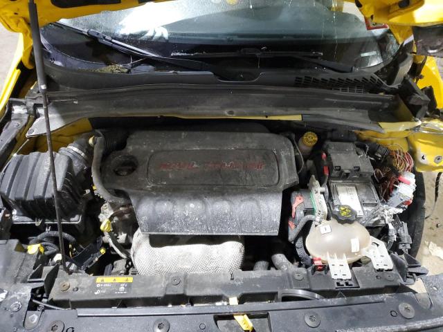 ZACCJBATXGPC78956 - 2016 JEEP RENEGADE SPORT YELLOW photo 22
