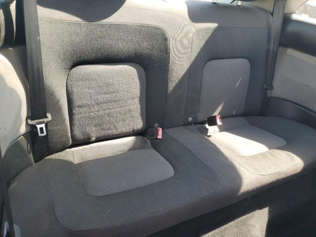 3VWBK31C05M410053 - 2005 VOLKSWAGEN NEW BEETLE GL 白色 照片 10