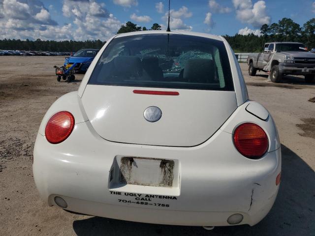 3VWBK31C05M410053 - 2005 VOLKSWAGEN NEW BEETLE GL 白色 照片 6