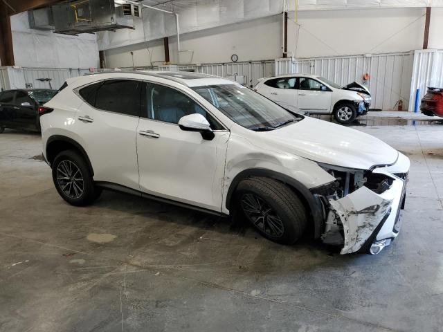 JTJGGCEZ2R2018503 - 2024 LEXUS NX 350 PREMIUM WHITE photo 4