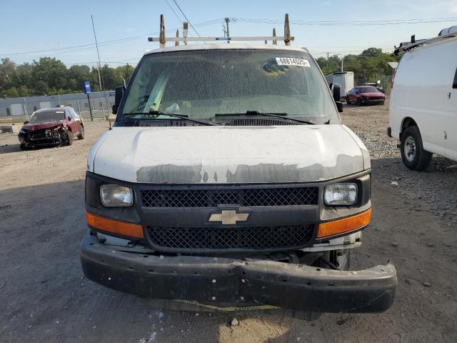 1GCWGFCA3C1110245 - 2012 CHEVROLET EXPRESS G2 WHITE photo 5