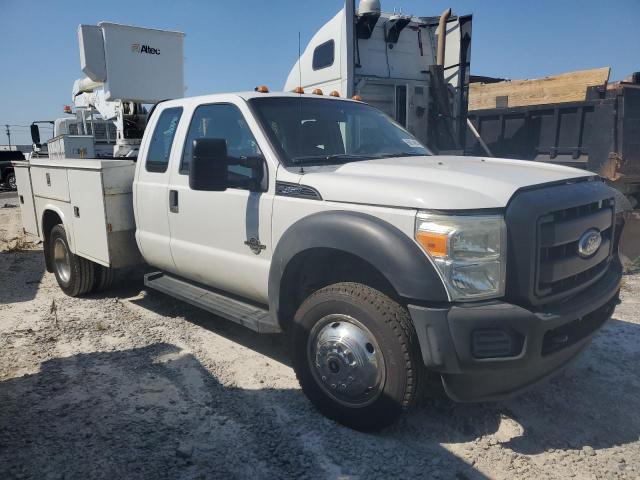 1FD0X4HT6BEA86739 - 2011 FORD F450 SUPER DUTY WHITE photo 4