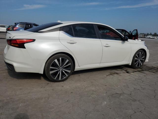 1N4BL4CV8KC137189 - 2019 NISSAN ALTIMA SR أبيض صورة 3