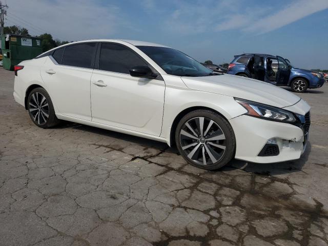 1N4BL4CV8KC137189 - 2019 NISSAN ALTIMA SR أبيض صورة 4