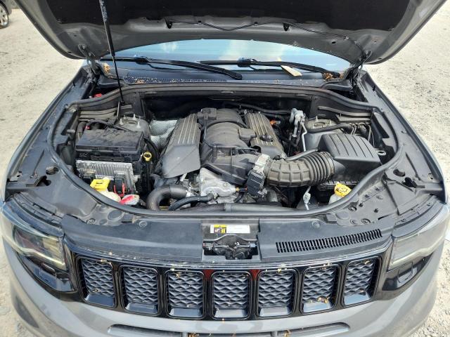 1C4RJFDJ3LC284530 - 2020 JEEP GRAND CHER SRT-8 GRAY photo 11