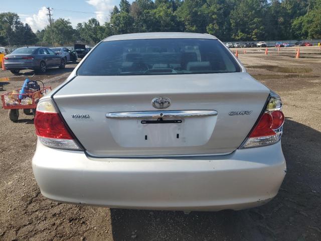 4T1BE32K55U018256 - 2005 TOYOTA CAMRY LE ვერცხლისფერი ფოტო 6
