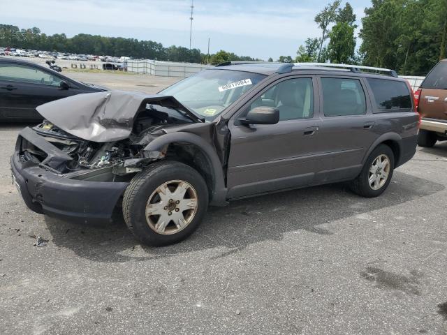 2005 VOLVO XC70, 