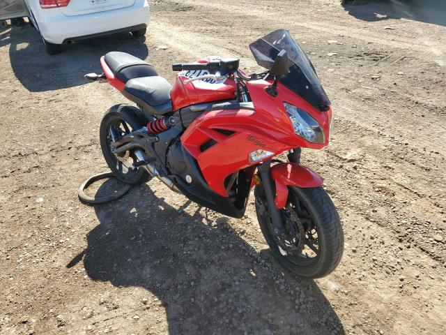 JKAEXEE16CDA00904 - 2012 KAWASAKI EX650 EC RED photo 1