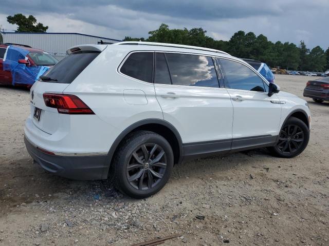 3VV3B7AX1NM090924 - 2022 VOLKSWAGEN TIGUAN SE WHITE photo 3