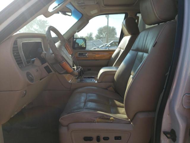 5LMFU28548LJ10059 - 2008 LINCOLN NAVIGATOR ბეჟი ფოტო 7