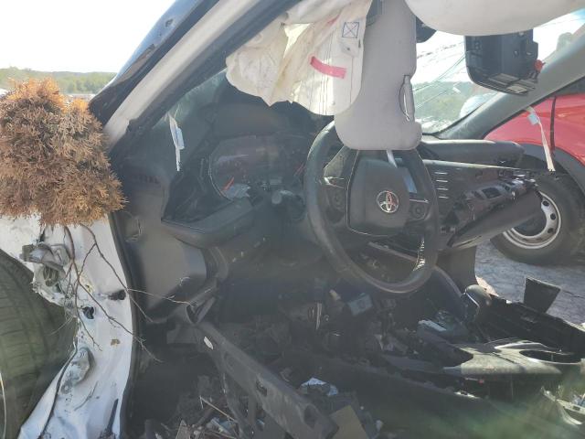 4T1B61HK9JU080214 - 2018 TOYOTA CAMRY XSE WHITE photo 8