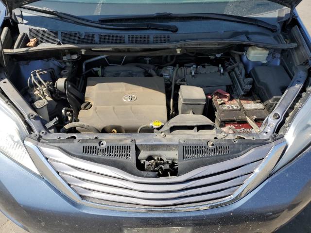 5TDYK3DC1FS619957 - 2015 TOYOTA SIENNA XLE BLUE photo 12