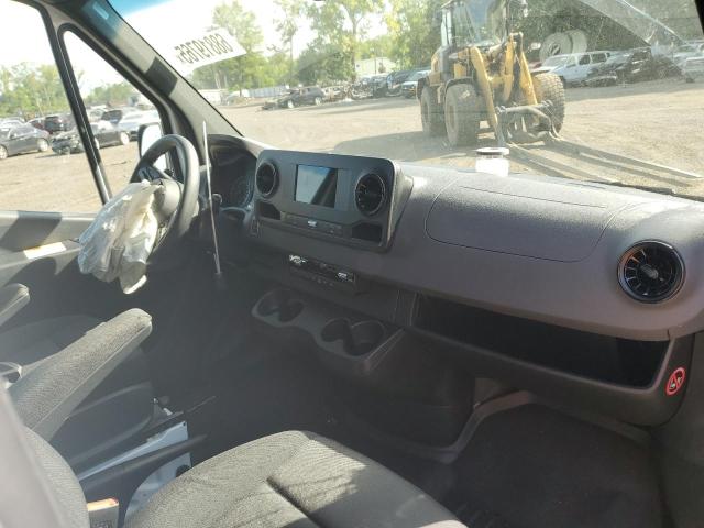 W1Y4KCHY9RT165530 - 2024 MERCEDES-BENZ SPRINTER 2500 WHITE photo 8