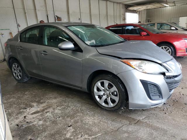 JM1BL1UG6B1469250 - 2011 MAZDA 3 I SILVER photo 4