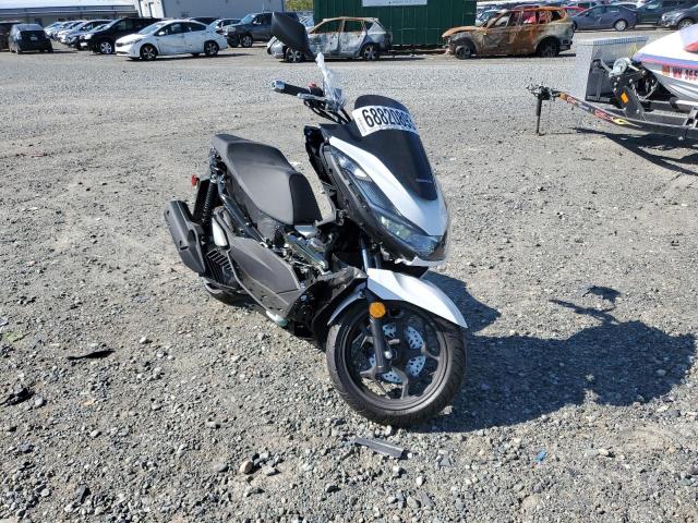 RLHKF4710NY100816 - 2022 HONDA PCX 150 A WHITE photo 1