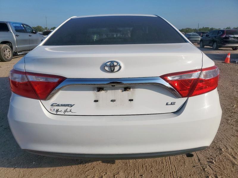 4T1BF1FK4HU421984 - 2017 TOYOTA CAMRY LE WHITE photo 6