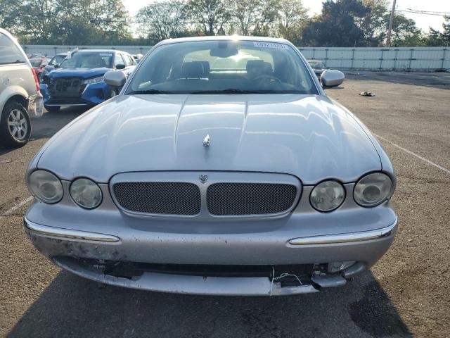 SAJWA73B24TG23383 - 2004 JAGUAR XJR S SILVER photo 5