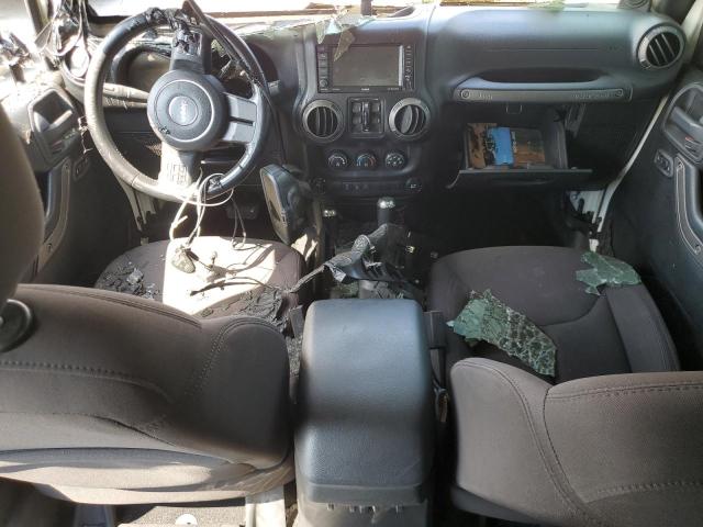 1C4BJWDG3EL277778 - 2014 JEEP WRANGLER U SPORT Beyaz fotoğraf 8