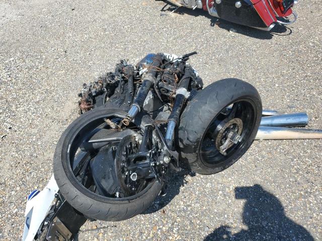 JS1GN7FA6S7101461 - 2025 SUZUKI GSX-R600 BLUE photo 2