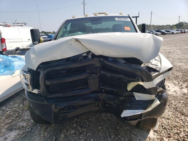 3C7WR9AJXGG124264 - 2016 RAM 3500 Weiß Foto 5