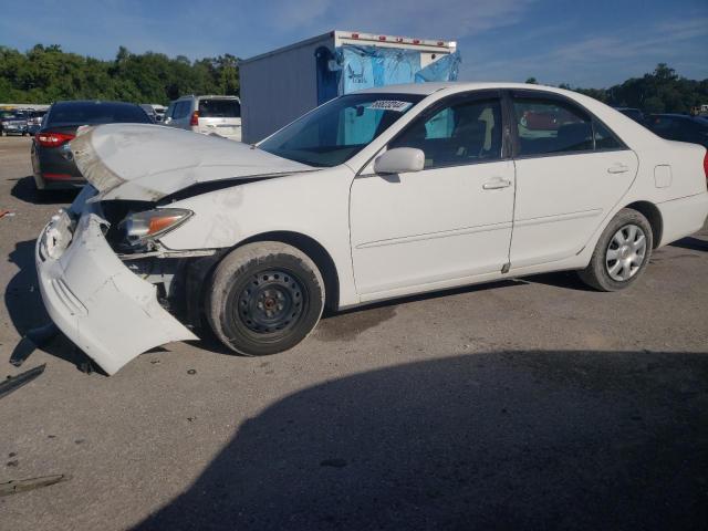 2002 TOYOTA CAMRY LE, 