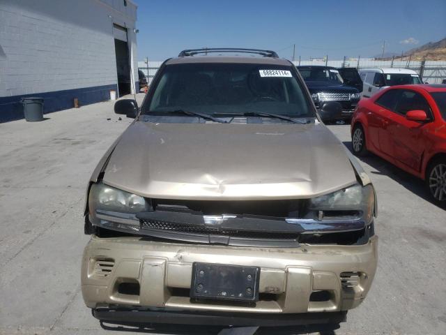 1GNDT13S352350124 - 2005 CHEVROLET TRAILBLAZE LS BEIGE photo 5