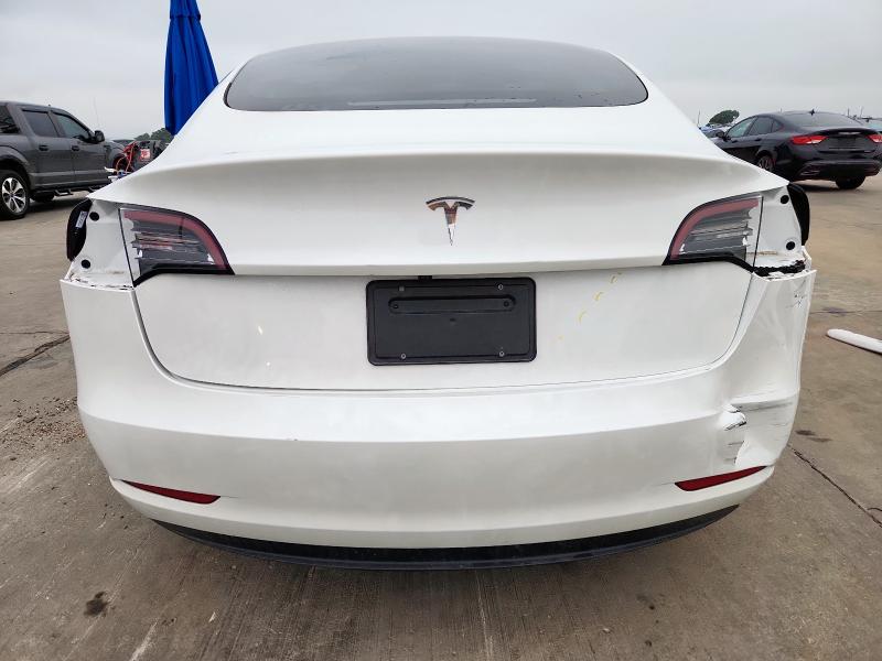5YJ3E1EA9PF503429 - 2023 TESLA MODEL 3 أبيض صورة 6