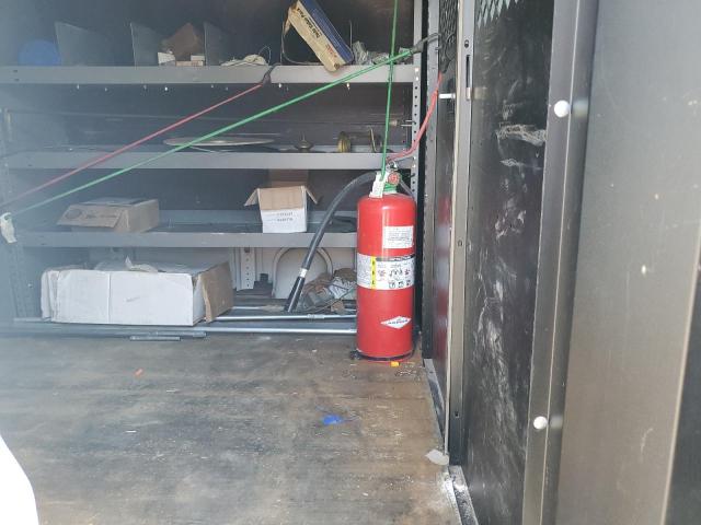 1GCWGAFP3J1333773 - 2018 CHEVROLET EXPRESS G2500 WHITE photo 11