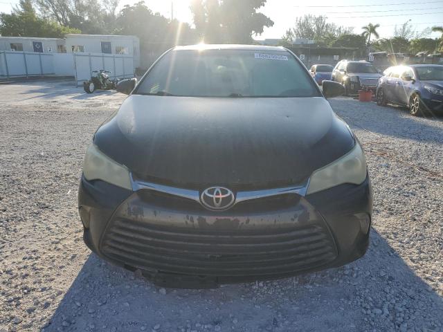 4T4BF1FKXFR484171 - 2015 TOYOTA CAMRY LE BLACK photo 5