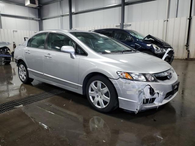 19XFA16599E042879 - 2009 HONDA CIVIC LX SILVER photo 4