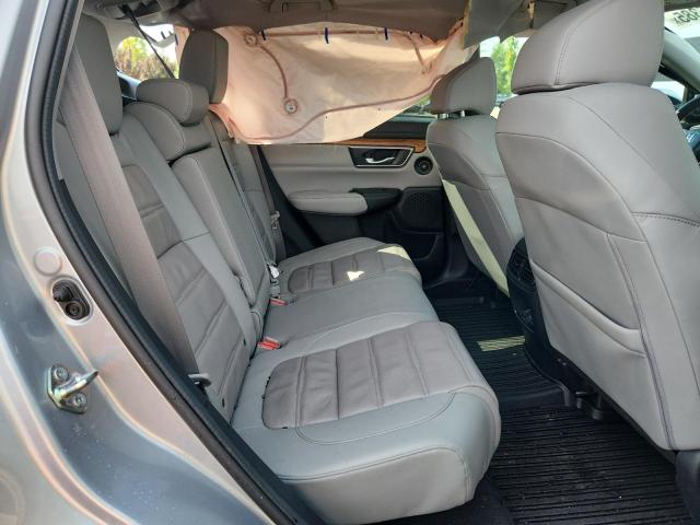 2HKRW2H86JH693088 - 2018 HONDA CR-V EXL SILVER photo 11