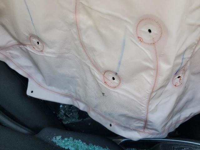 1G1ZD5ST8JF250853 - 2018 CHEVROLET MALIBU LT GRAY photo 10