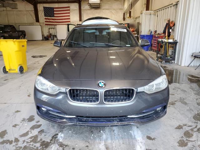 WBA8D9C59JEM32705 - 2018 BMW 330 XI ნაცრისფერი ფოტო 5