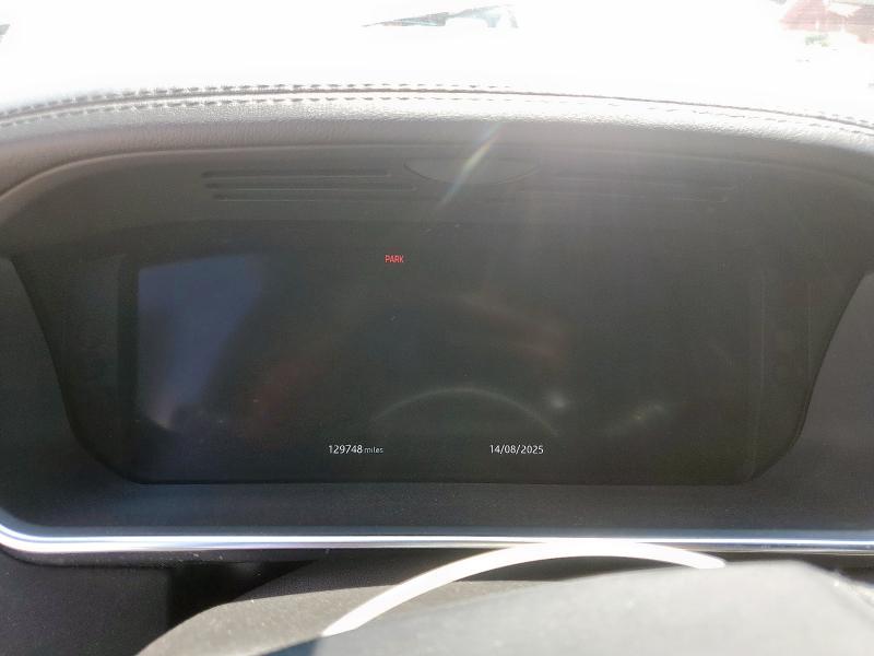 SALGS2SV2JA504437 - 2018 LAND ROVER RANGE ROVE HSE WHITE photo 9