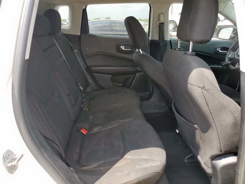 3C4NJCAB7JT286177 - 2018 JEEP COMPASS SPORT Biały zdjęcie 10