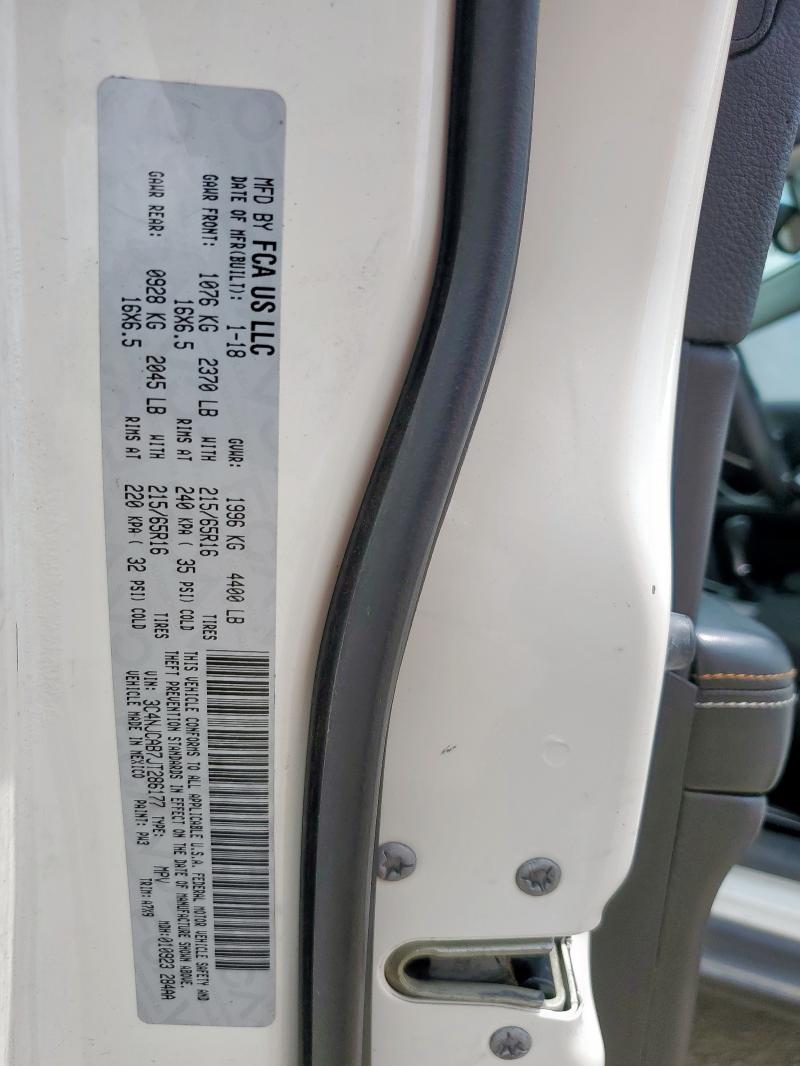 3C4NJCAB7JT286177 - 2018 JEEP COMPASS SPORT Biały zdjęcie 12