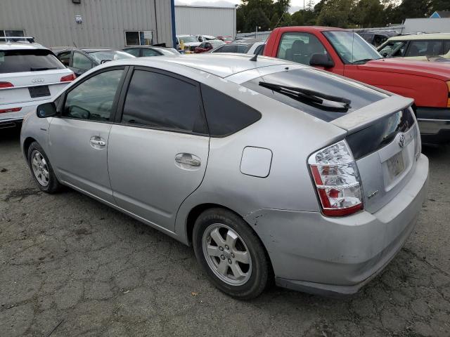 JTDKB20UX77637268 - 2007 TOYOTA PRIUS SILVER photo 2