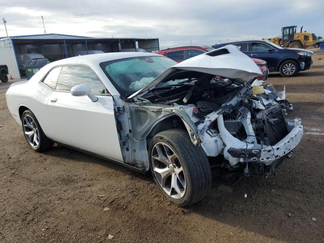 2C3CDZAGXGH345614 - 2016 DODGE CHALLENGER SXT WHITE photo 4