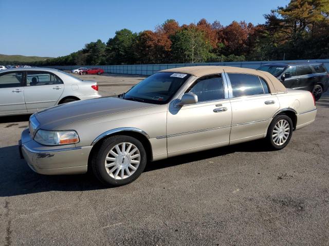 1LNHM81W24Y687512 - 2004 LINCOLN TOWN CAR EXECUTIVE TAN photo 1