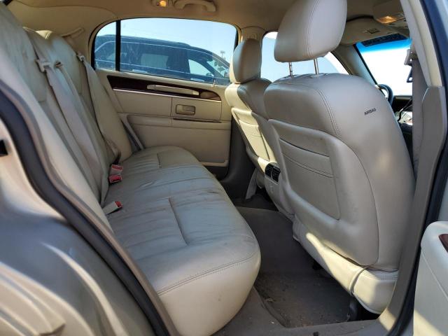 1LNHM81W24Y687512 - 2004 LINCOLN TOWN CAR EXECUTIVE TAN photo 10