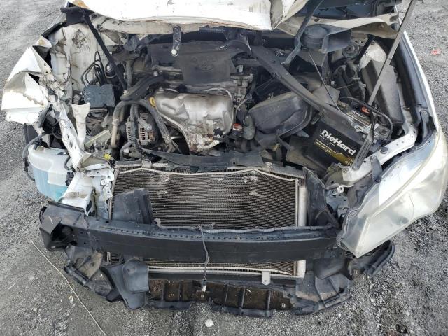 4T1BF1FK3GU555027 - 2016 TOYOTA CAMRY LE WHITE photo 11